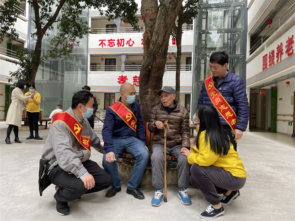 “流动”爱心情暖“春天里” 桂林市人才服务中心开展志愿服务